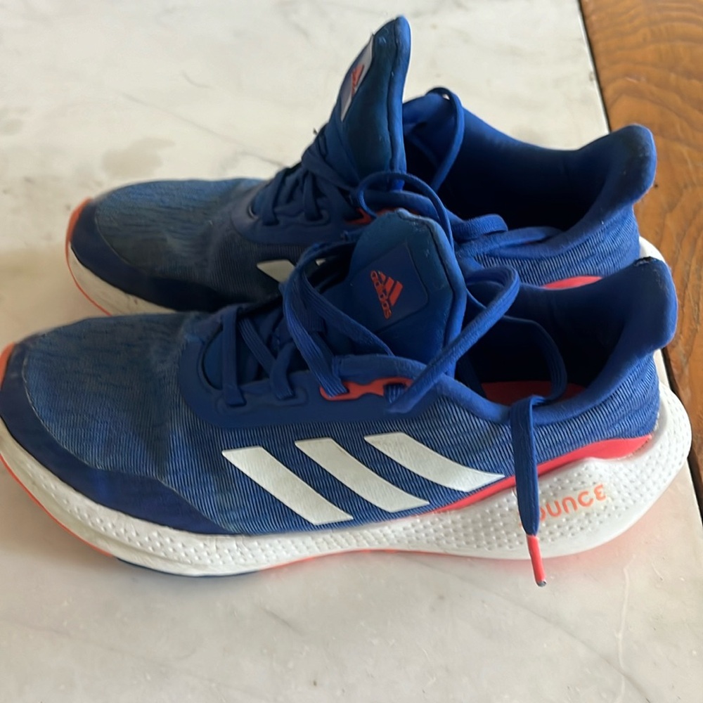 Kids shoes